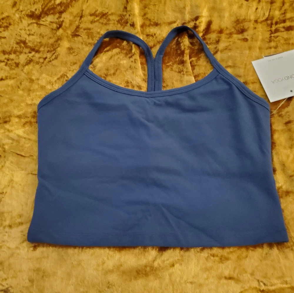 ๐งโโ๏ธ Beyond Yoga Supplex Slim Racerback Cropped Tank - Picture 11 of 15